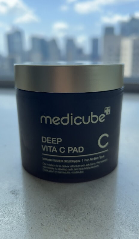 Medicube Deep Vita C Pad